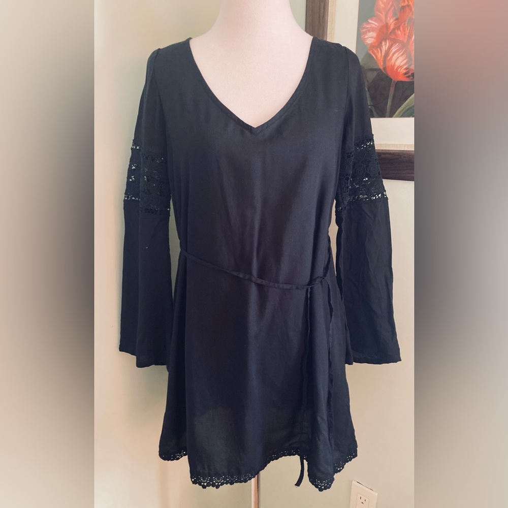 New H&M Divided Mini Dress lace size 2 4 6